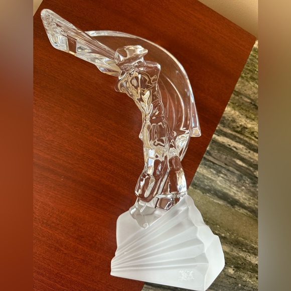 New Clear Glass Figurine “Golf Player”H 10.5” W 6 3/4”.Excellent Condition - Picture 1 of 12